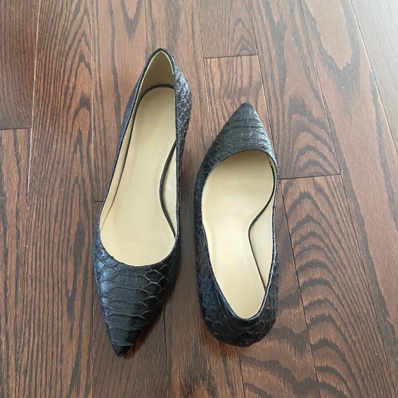 Via Uno Faux snakeskin heel shoes - size 40 EU/9US - Picture 1 of 4